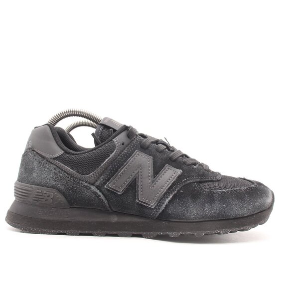 New Balance 574 Core Classic Sneakers Men's 7.5 D Triple Black Suede Running - Picture 1 of 9